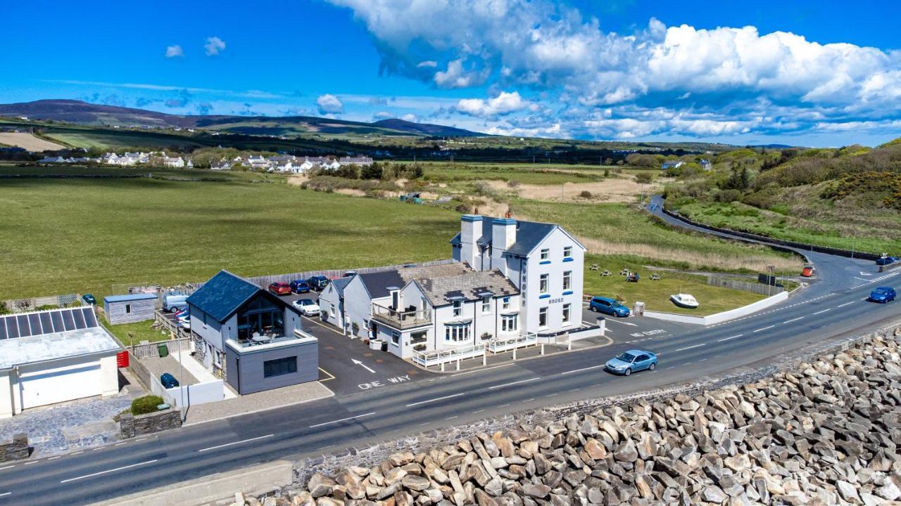 Shore Hotel Port Saint Mary Bagian luar foto